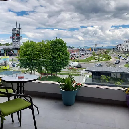 Apart Boutique 1 Coresi Central Апартаменти Брашов