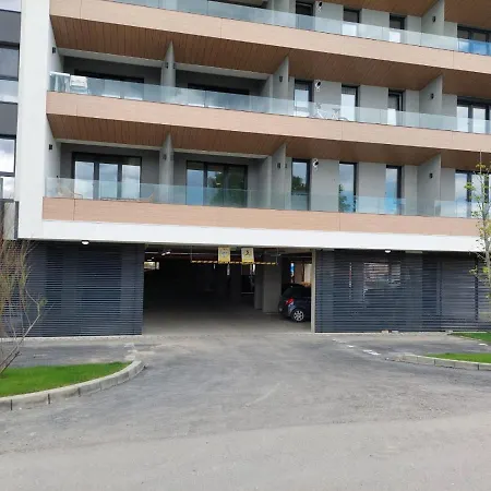 Apart Boutique 1 Coresi Central Апартаменти *